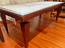 Tavolino in legno con ripiano in pietra mosaico fatto a mano 115x63 h. 43