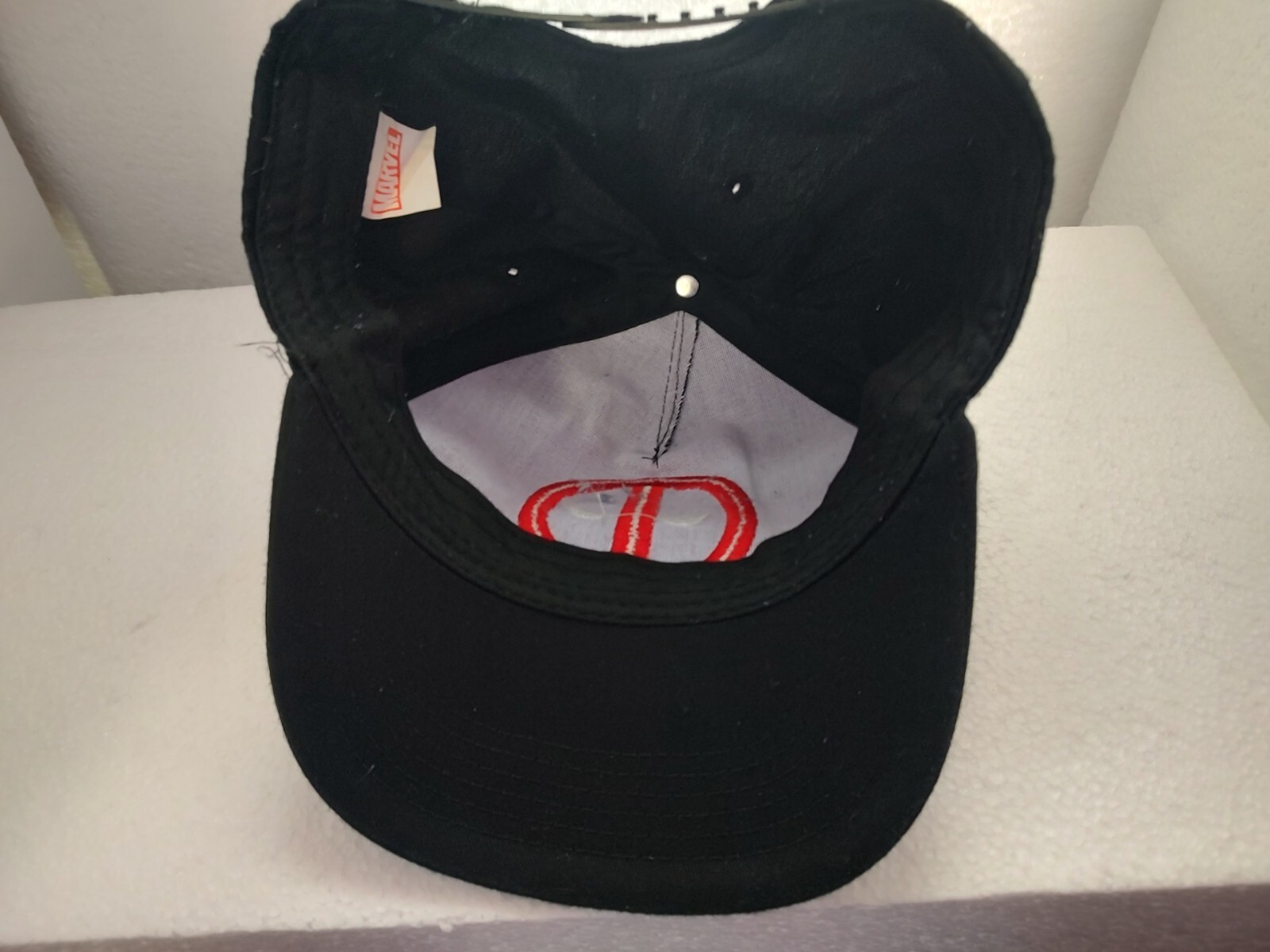 Deadpool Marvel Black Hat Snapback - image 3