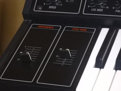 Trödel funktioniert nicht YAMAHA CS-10 VINTAGE SYNTHESIZER Musikinstrumente - Bild 5 von 9