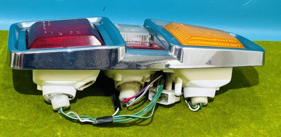 Задний фонарь правый для универсала Toyota Corona RT118 1974 1977 IKI 4095 RH правый - Изображение 3 из 4