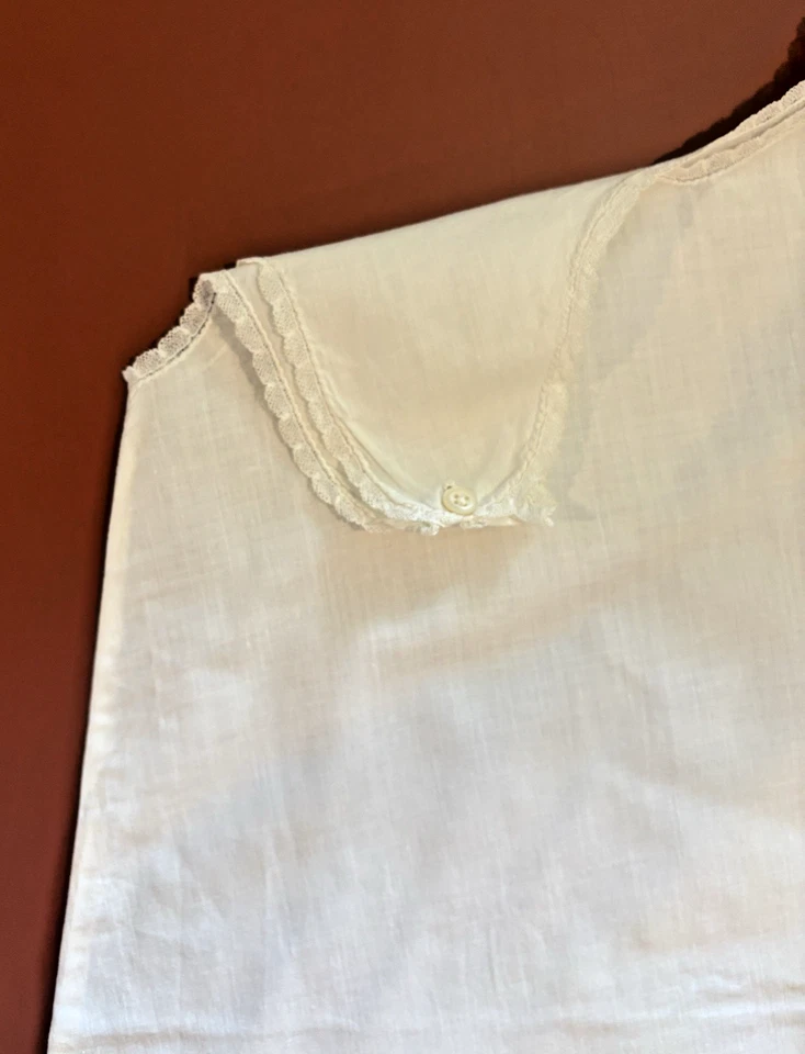 IMPRESIONANTE LG INFANTIL AÑOS 20 BLANCO SLIP CON DOBLADILLO CON VOLANTES - BOTONES VICTORIANOS Foto 4 de 4