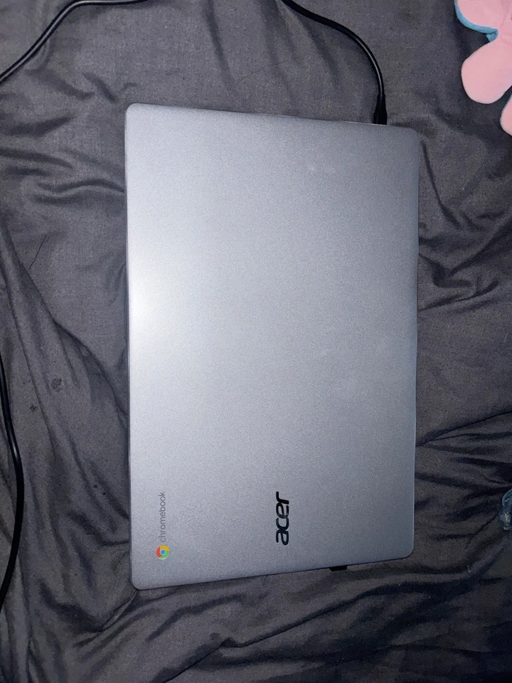 Acer Chromebook Laptop - Image 2 of 4