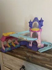 Fisher-Price Little People Disney Princess Klip Klop Castle Playset