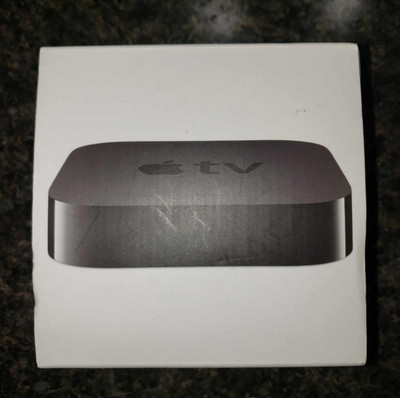 Apple TV 3rd Gen A1469 1080 HD Media Streamer Power cord and Remote