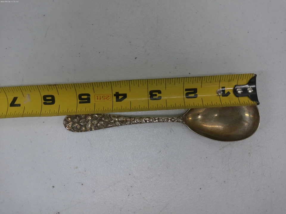 Antigua cucharadita de plata de ley de 5,5" - patrón de rosa de Baltimore Foto 3 de 4