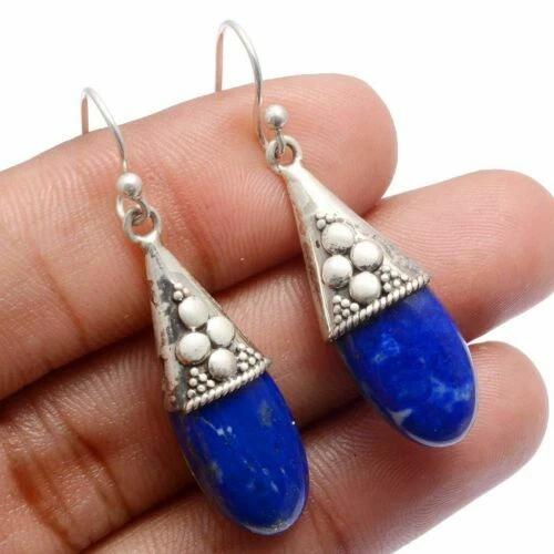 Orecchini di lusso con gemme di pietra principale lapislazzulo