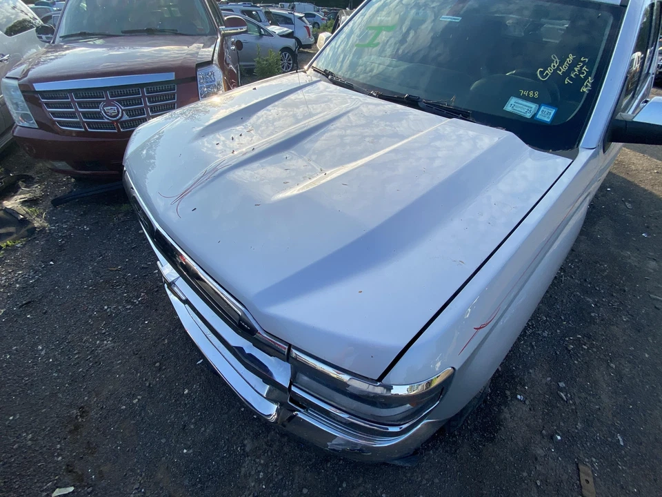 Used Hood fits: 2017 Chevrolet Silverado 1500 pickup Grade C Foto 2 de 4