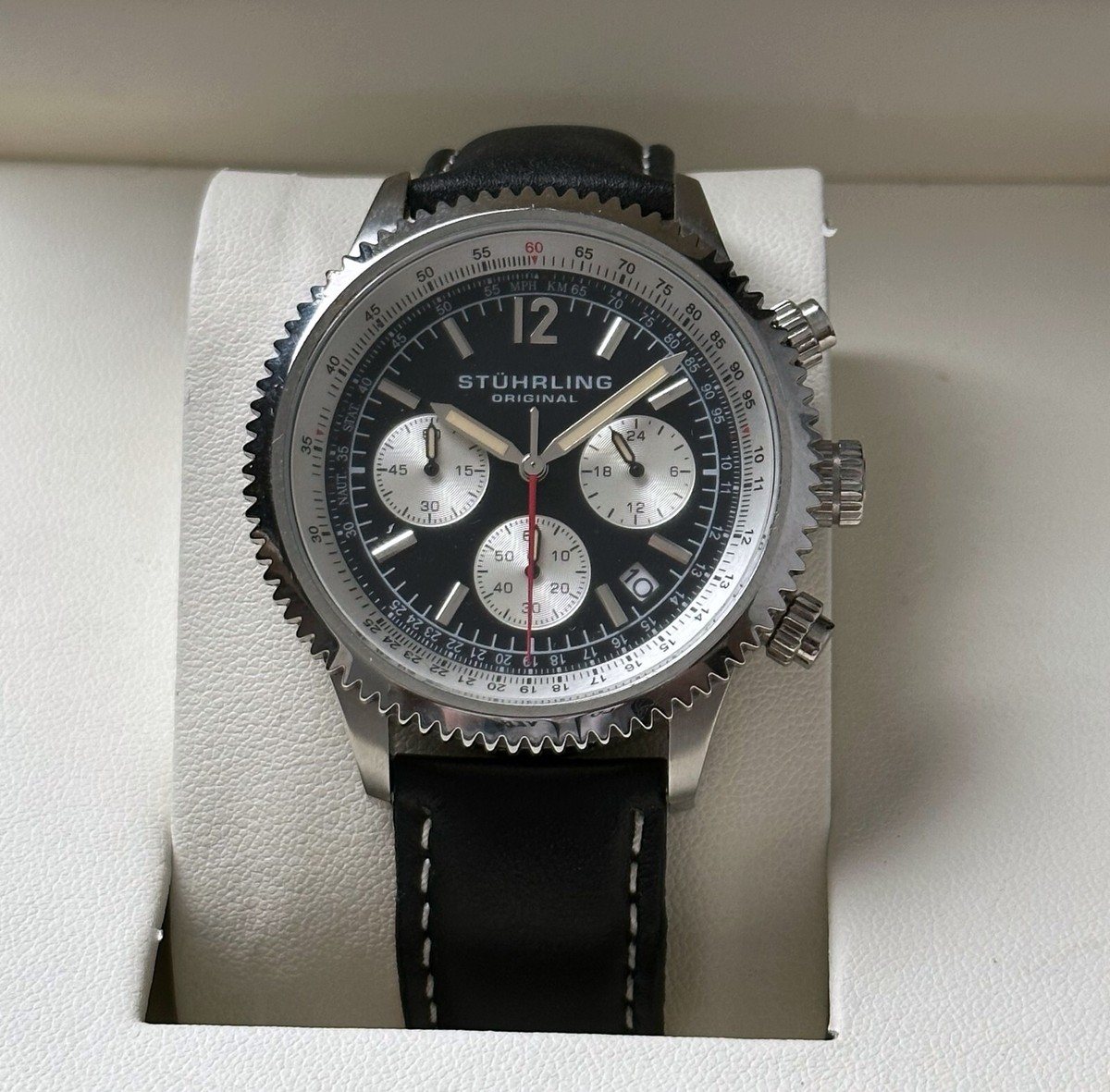 Stührling Original Aviator Chronograph. Aeronaut 3916 Quartz 43mm Aviator | Stührling main image 3