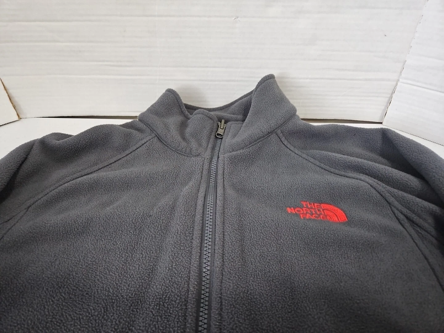 north-face full zip fleece pockets jacket