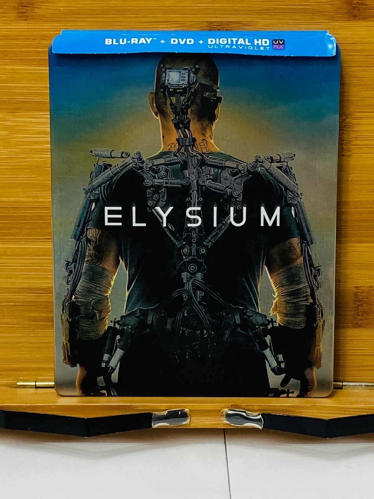 Elysium 2013 Blu-ray DVD Steelbook Slipcover