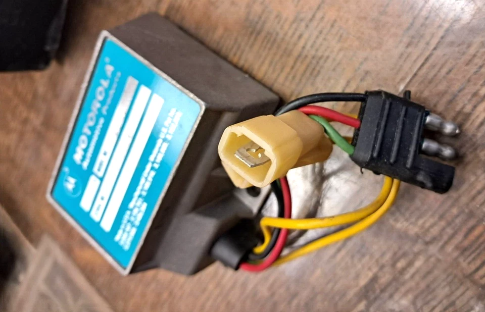 1966-68 AMC AMX Rambler Motorola Voltage Regulator R2-1 3208345 NOS - Изображение 3 из 4