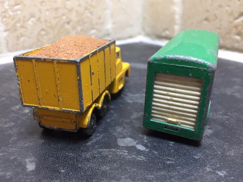 HUSKY MODEL GUY WARRIOR TRUCK & LESNEY GREEN No.46 PICKFORD REMOVAL VAN - Picture 3 of 11