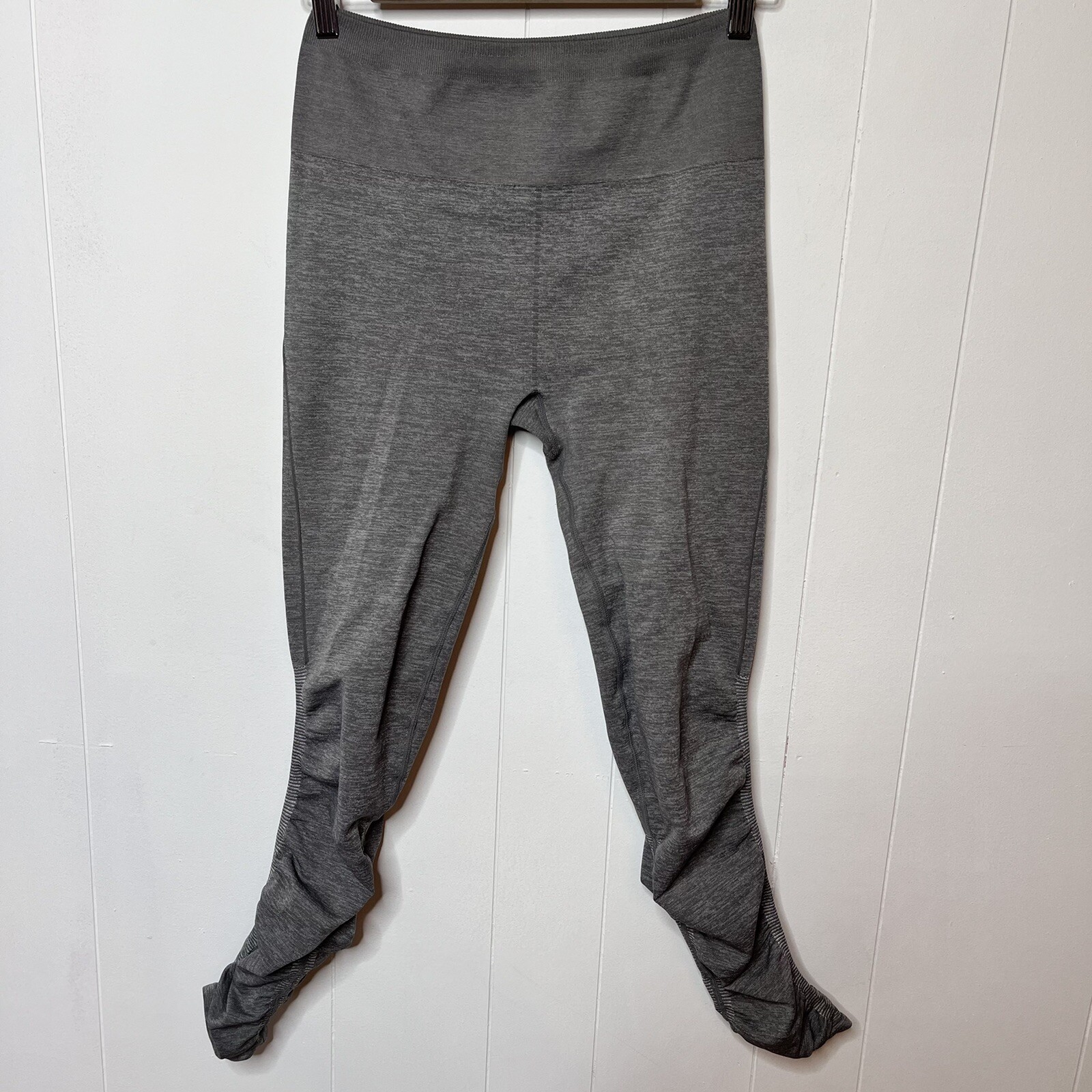 Fabletics Heather Gray Seamless High Waisted Ruch… - image 4