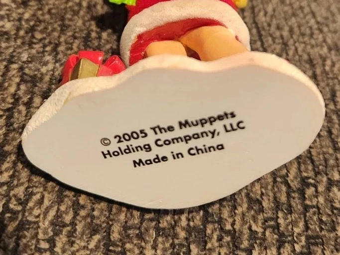 RARO Disney Store 2005 MUPPETS MISS PIGGY & KERMIT adorno de Navidad Foto 3 de 3