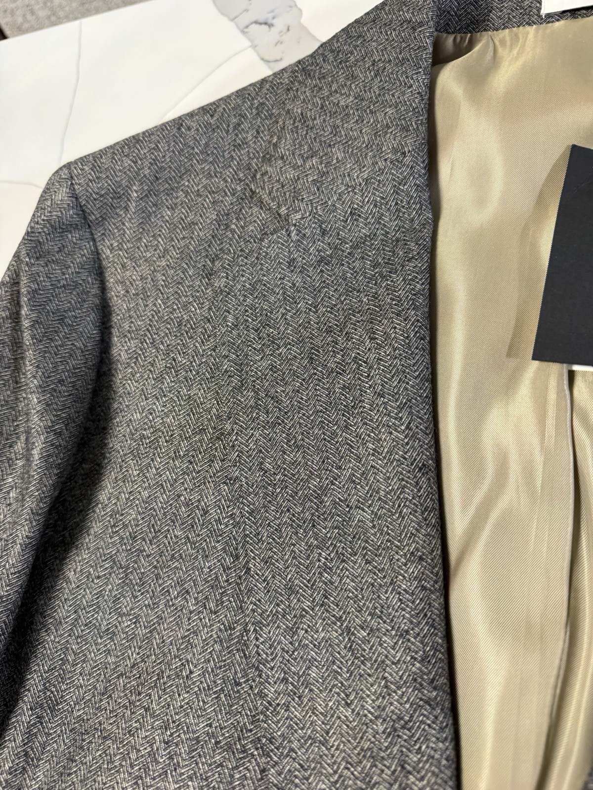 Herringbone Luxury Flannel - 42 R Jacket, 34x32 Pants, Banana Republic image 4