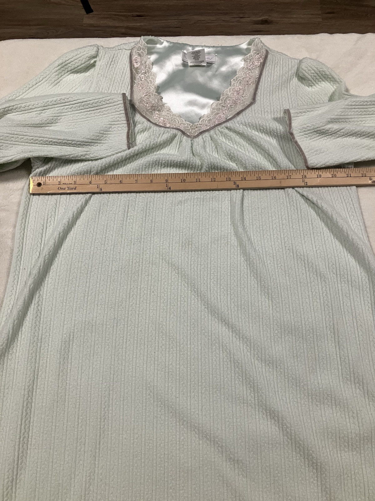 Earth Angels Womens Fleece Large Light Green Long Sleeve  Night Gown