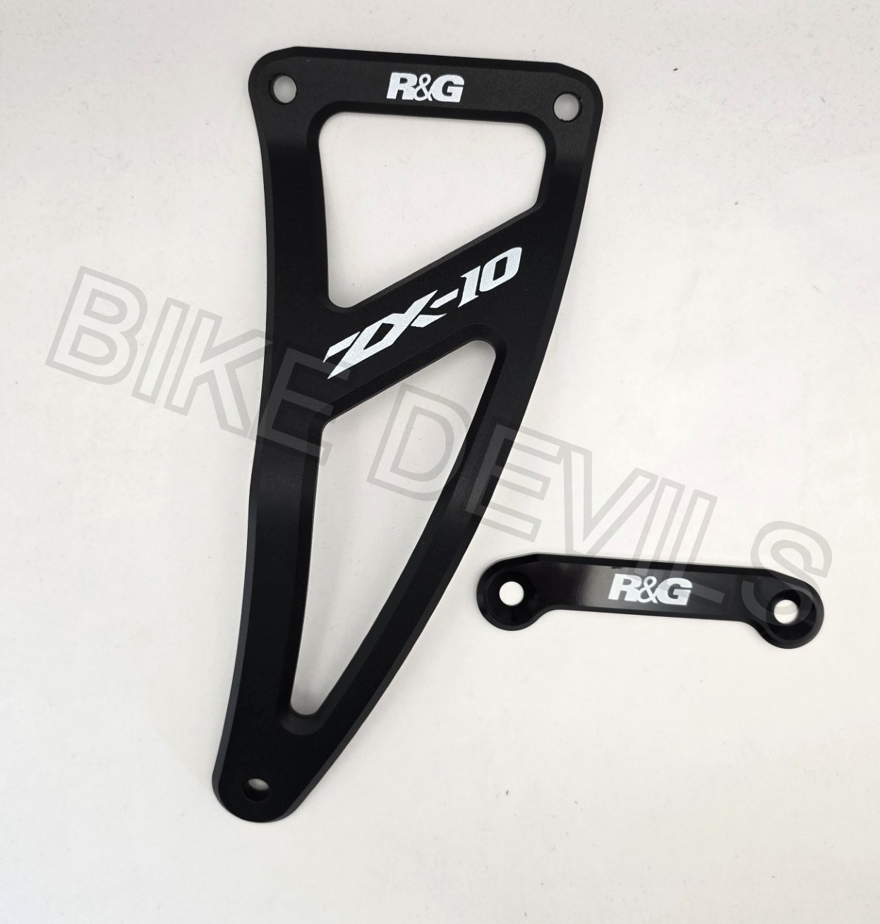 Kawasaki ZX10-RR 2025-2026 R&G Racing exhaust hanger & footrest blanking plate