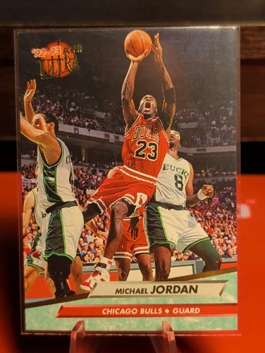 Michael Jordan 1992-93 Fleer Ultra Basketball Card #27 Chicago Bulls