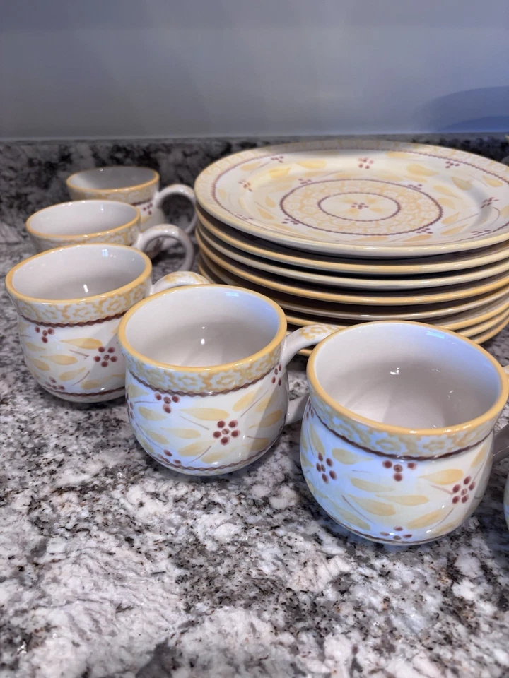 Juego de vajilla amarilla vintage Temp-tations Old World Foto 2 de 4