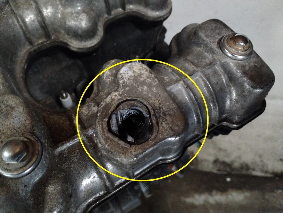 1982 82 Honda CB750 C Custom Engine Motor Complete GUARANTEE & WARRANTY 17k Mile - Image 2 of 4