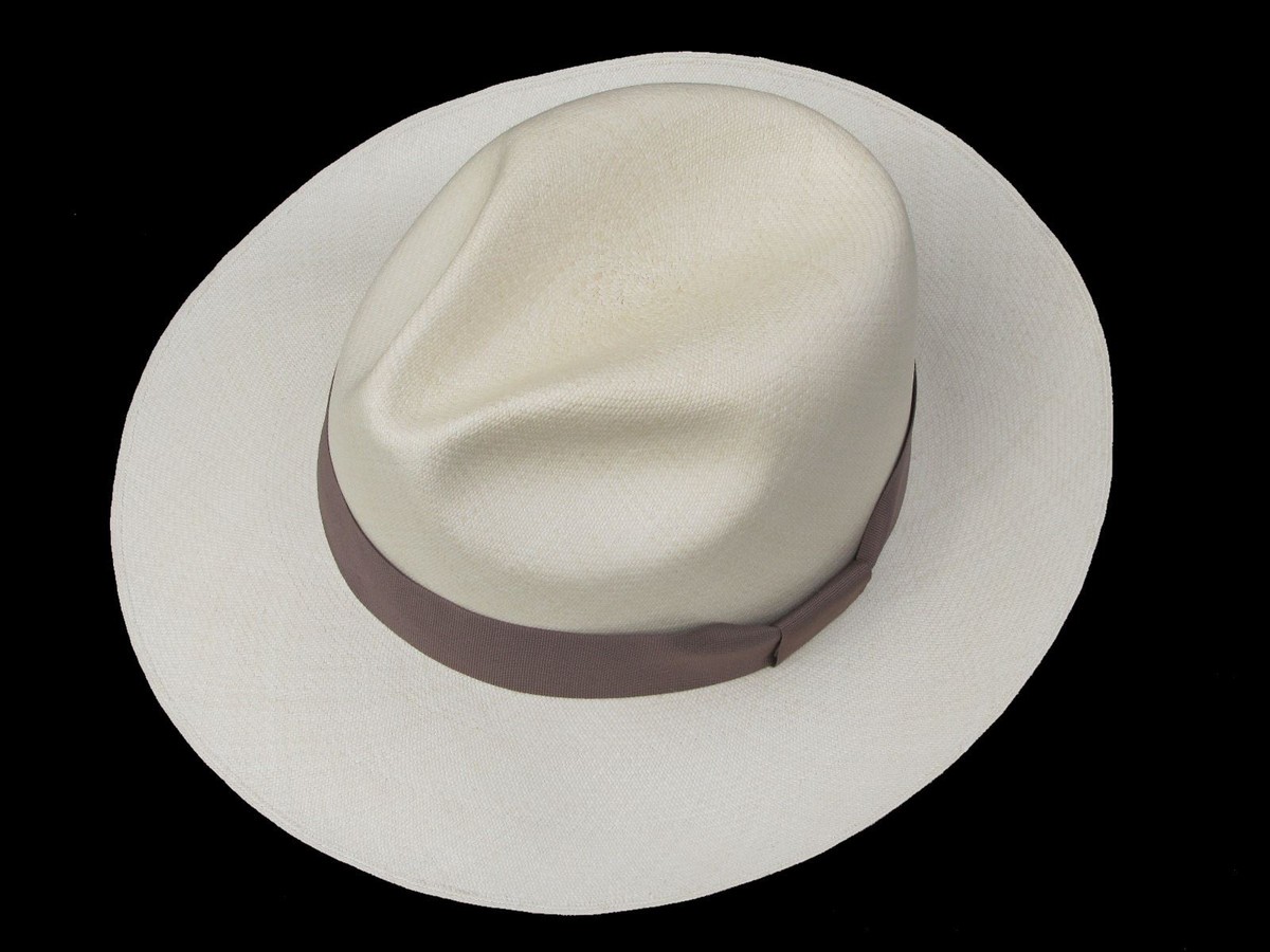 NWOT Ultrafino Montecristi Genuine Panama Hat Genuine Montecristi Panama Hat Made in Ecuador (53 (XSmall  main image 4