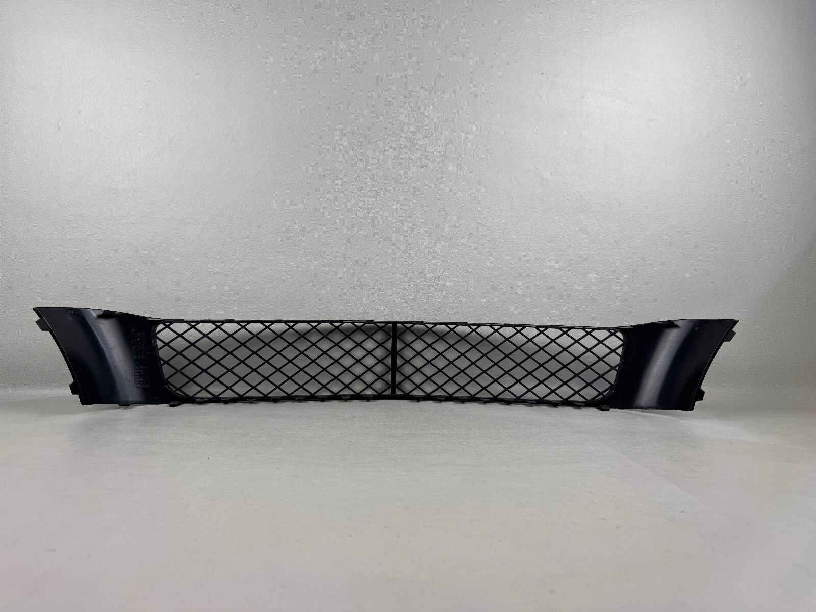 NEW! 06-12 BENTLEY CONTINENTAL FLYING SPUR FRONT BUMPER CENTER GRILLE TRIM OEM