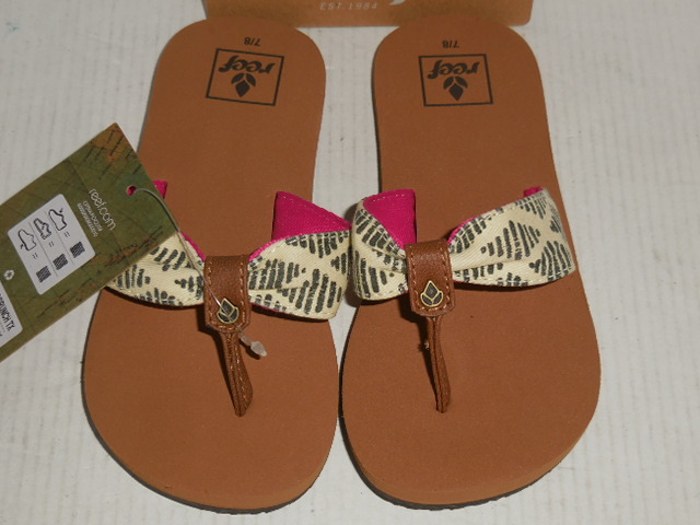 black diamond flip flops