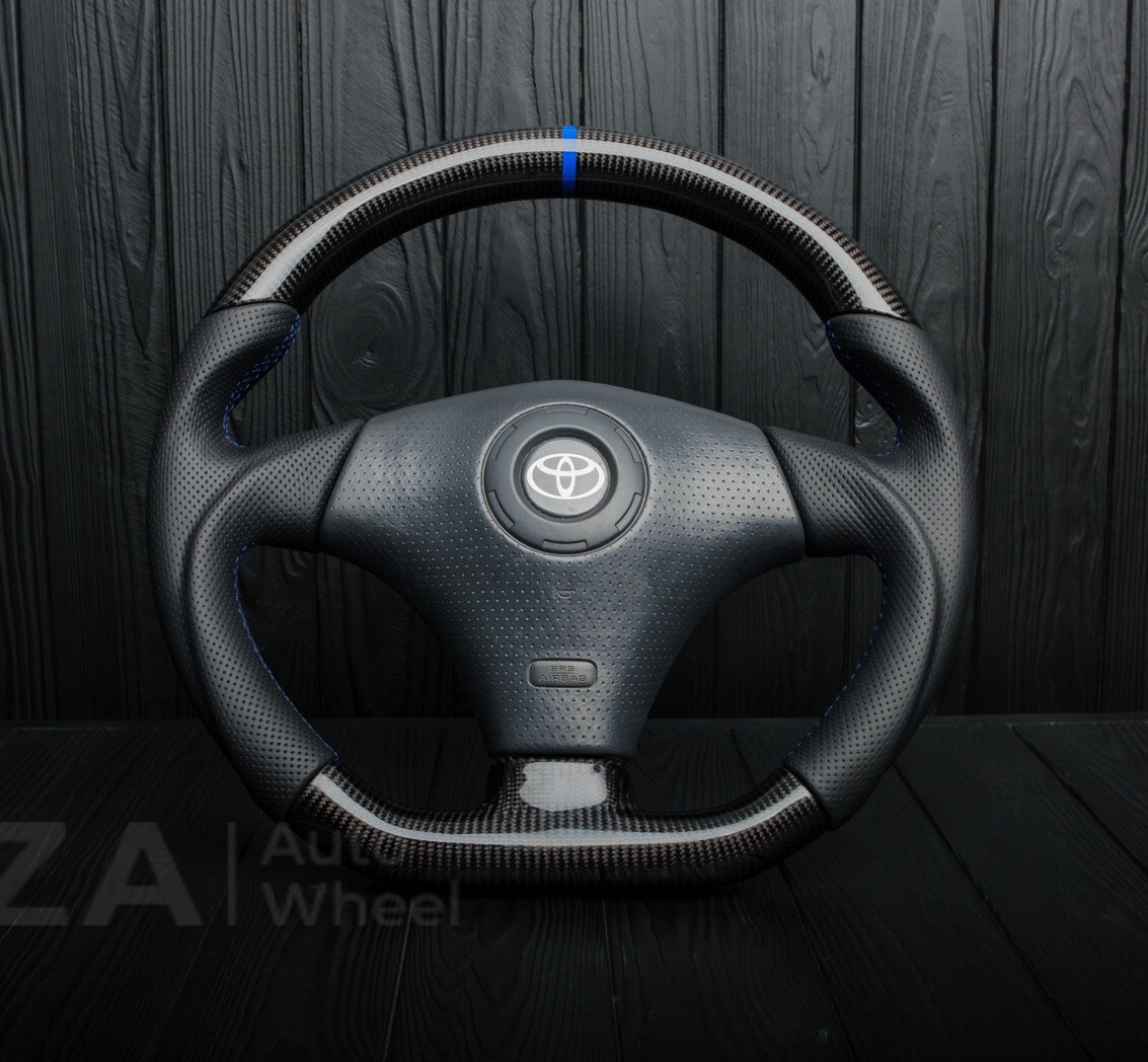 パーツ Likewise Slasher Edition Steering wheel. Our new Slasher Edition steering wheel in black suede with