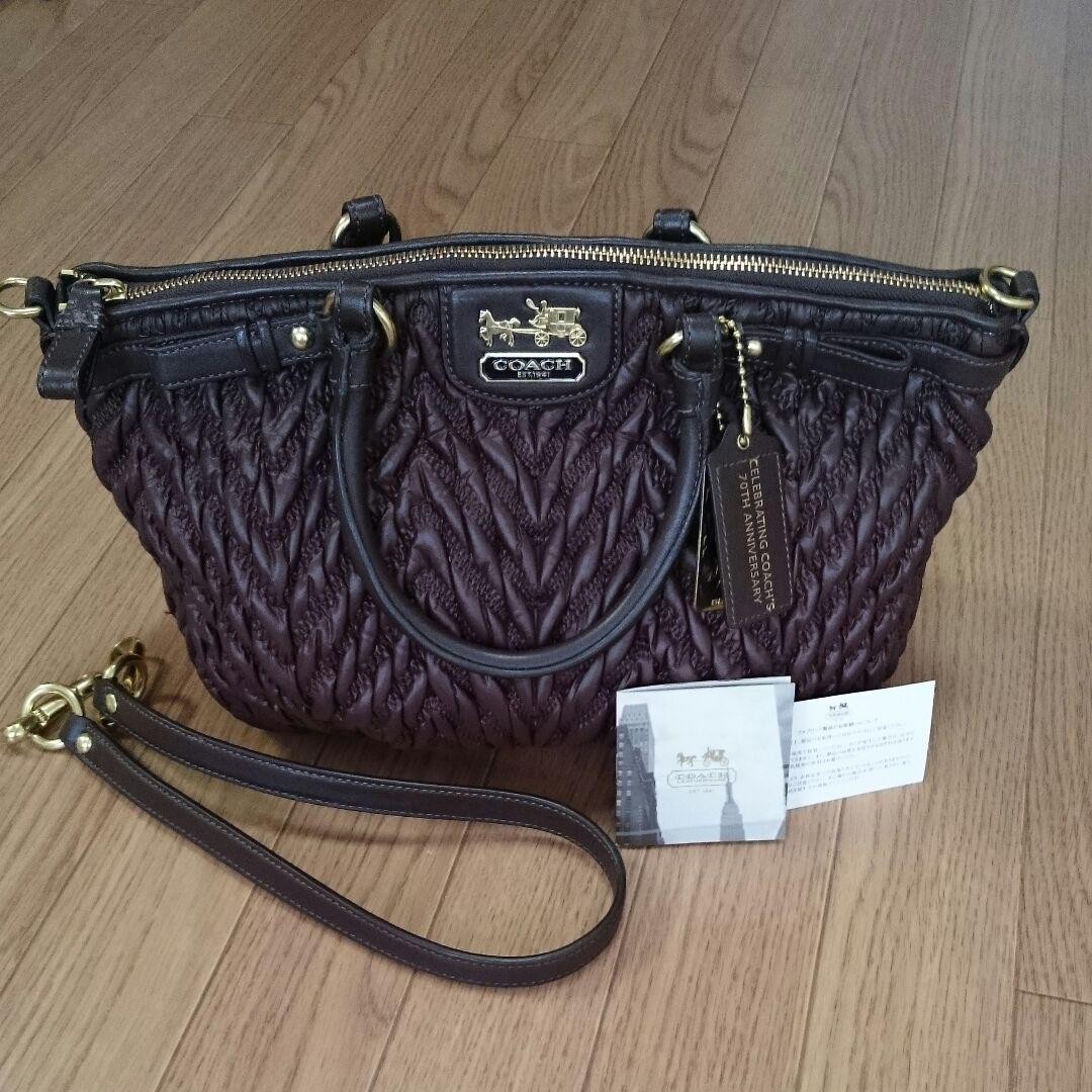 Good Condition COACH Bag From Japan