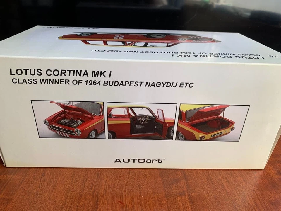 AUTOart 1964 Lotus Cortina MK I Budapest Nagydij Winner 1/18 Diecast - Image 3 of 4