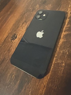 PHONE ( APPLE / UNLOCKED ) -  iPhone 12  [ 64GB ] Very New Brand / Apple Phone