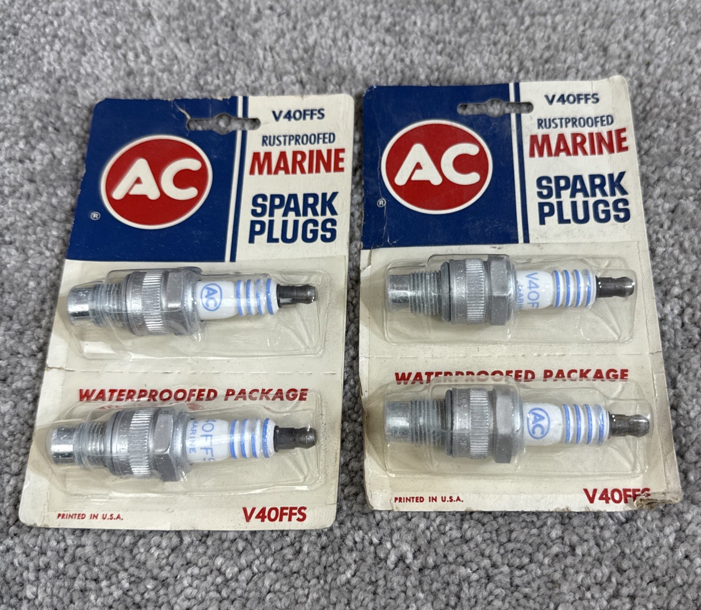 GM AC Delco Marine Rustproofed Spark Plugs V40FFS Pack of 2 NOS Lot Of 4 Plugs