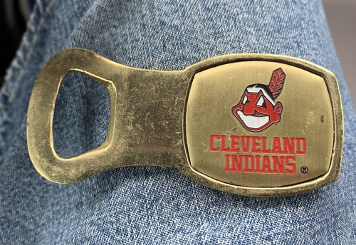 RARE MLB CLEVELAND INDIANS BASEBALL METAL BOTTLE OPENER $5.95 USA/CAN SHIPPING - Picture 6 of 18