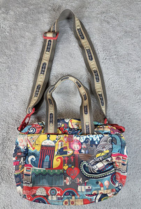 Lesportsac Artist in Residence  ショルダーバッグ Lesportsac Artist In Residence Shoulder/Crossbody Bag 13” X 10” X