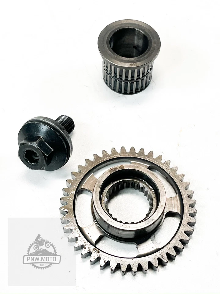 Honda CRF 450 R CRF450R 2004 OEM collar de engranaje de transmisión principal Foto 2 de 4