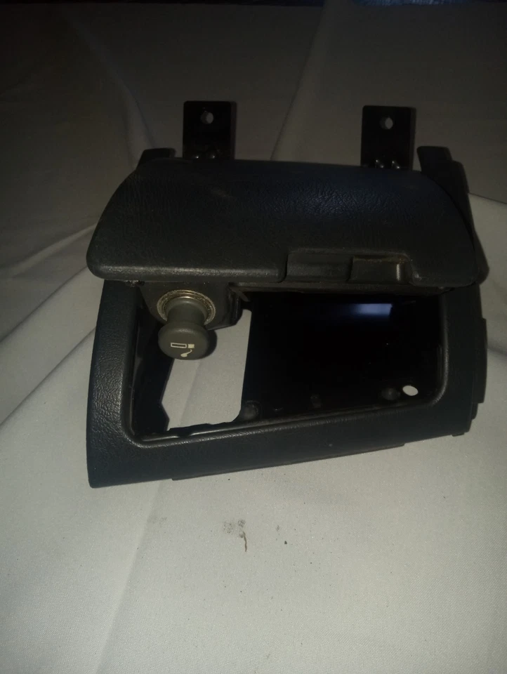 Chevrolet Blazer S10 GMC Sonoma Jimmy 1999-2005 tablero bandeja de cenizas gris oscuro Foto 2 de 3