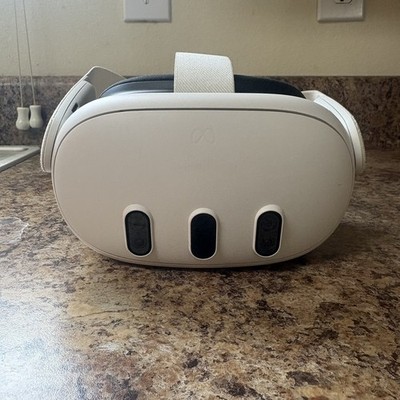 Meta Quest 3 512GB - VR Headset Only - Fully Functional! Charger Included!