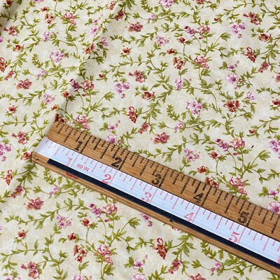 Hoffman California International Fabrics Small Red Pink Rose 100% Cotton C546