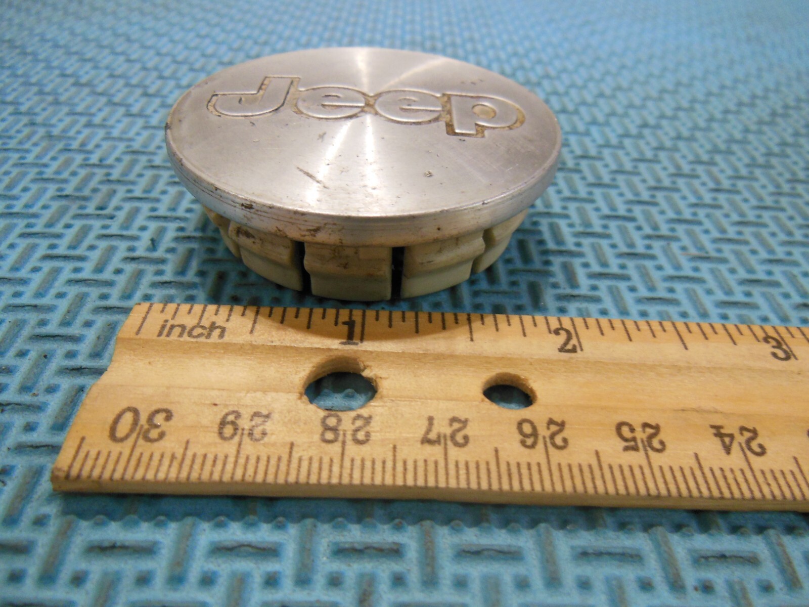 Jeep Liberty Wrangler cherokee wheel Center Cap 52059522AA OEM 2 1/8" eBay