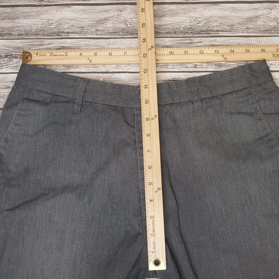 Volcom Size 33 Men Shorts Casual Wear Slash Pockets Gray - Image 4 of 4