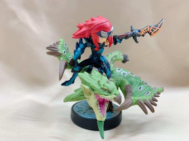 Monster Hunter Stories Amiibo  完全なセット Monster Hunter Stories - Amiibo Diorama Kit available at