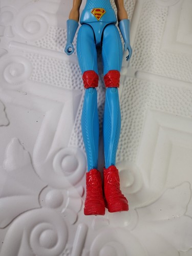 DC Super Hero Girls Dolls Supergirl And Batgirl DC Comics 2015 Mattel - Picture 12 of 20