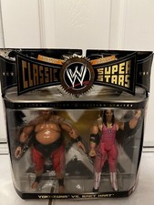 WWE/WWF Classic Superstars 2008 YOKOZUNA vs BRET HART Limited Edition 2 Pack     
