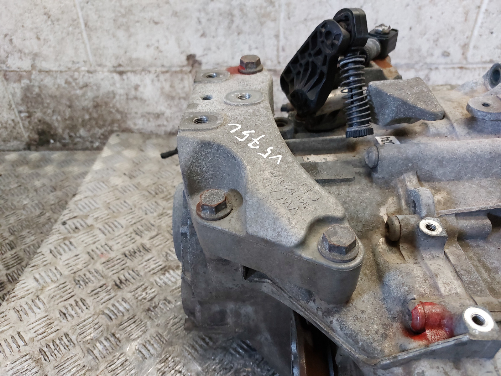 Volkswagen PASSAT B7 2011 Manual 6 Speed Gearbox 02Q301103 Diesel  