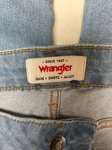 NWT Wrangler Womens Jeans 20W High Rise Straight Crop Stretch Raw Hem Boho - Picture 9 of 13