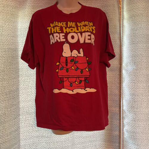 Snoopy PEANUTS Red "Wake Me Up When The Holidays Are Over" T-Shirt L/G (42/44) - Picture 1 of 2