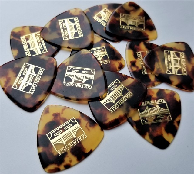Golden Gate MP 10 Deluxe Tortoise Style Mandolin Pick Large Triangle