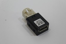 VW Tiguan AD BW USB Plug Wire Connector 5Q0035726B