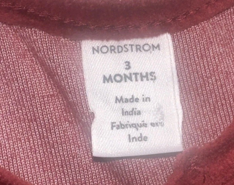 Nordstrom Bebé Niña 3 Meses Borgoña Terciopelo Aplastado Conjunto de Una Pieza Color Rico Foto 2 de 4