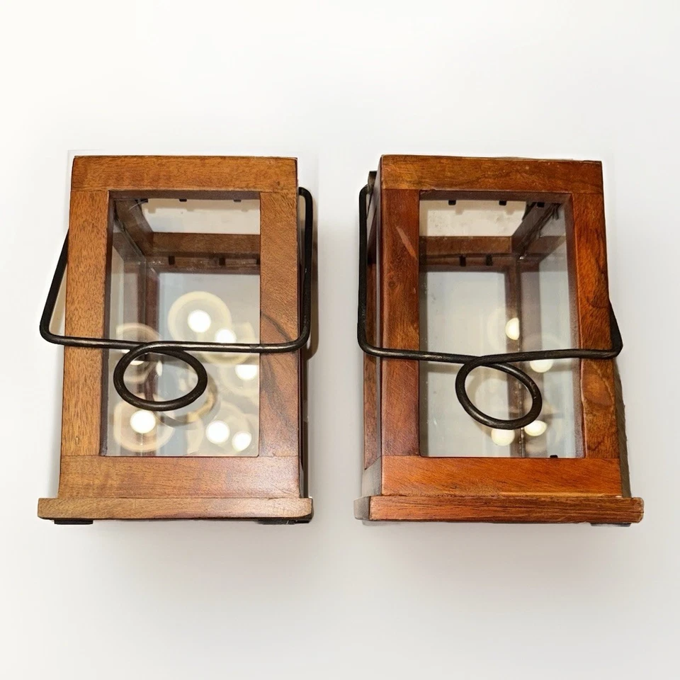 Juego De Colección De 2 Linternas De Madera Panel De Vidrio Rústico Decoración De Cabina Usado En Excelente Condición Foto 4 de 4